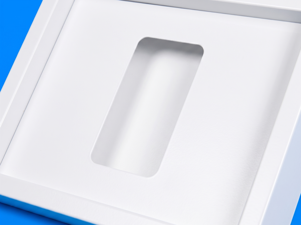 Packaging 47 - bdprint.com BD Print Solutions - Custom Add-ons - Windowing - Packaing Solutions